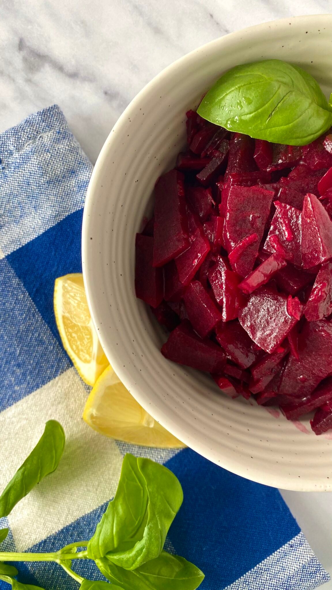 Delicious Beetroot and Garlic Salad