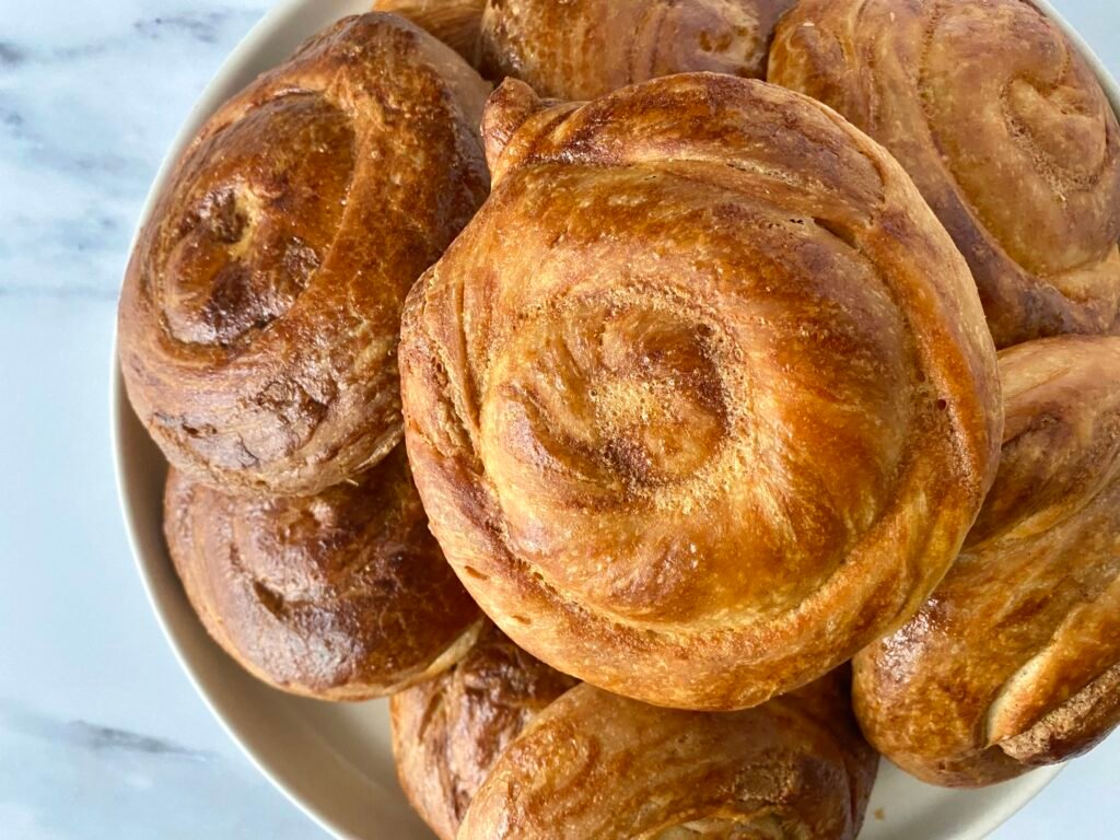 Tahini and cinnamon swirls. Autumn tahini and cinnamon roll dessert recipe.